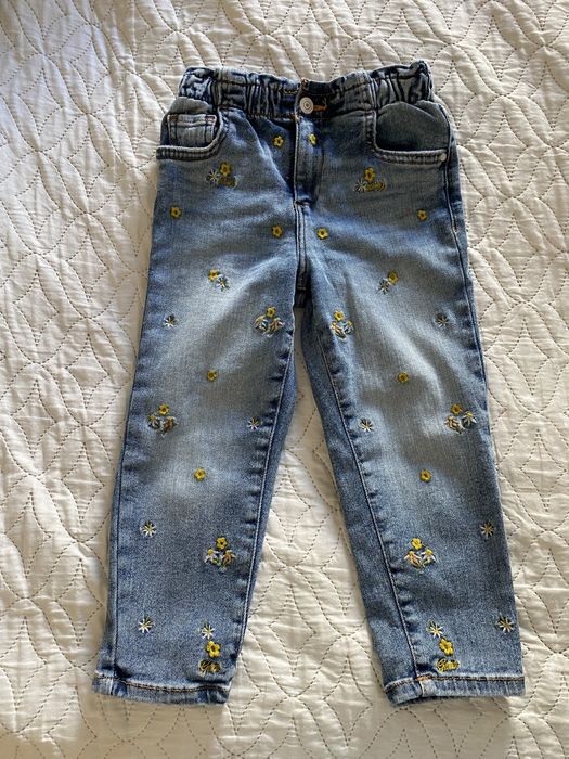 Оригинални дънки на Guess