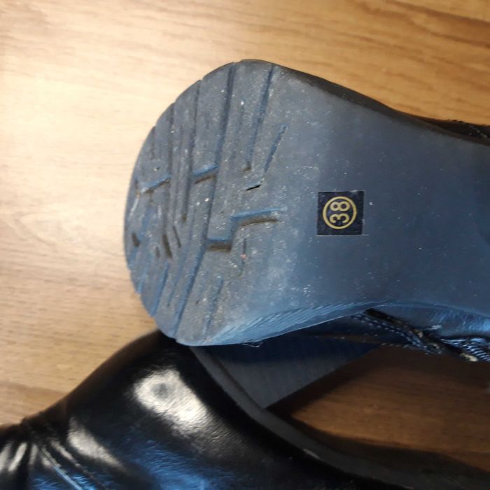 Дамски черни боти с ток, 38 номер