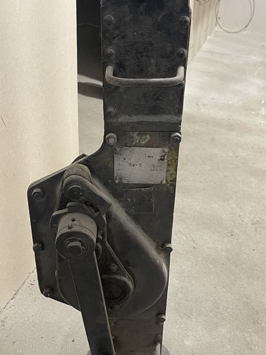 De vanzare Cric Vinci.