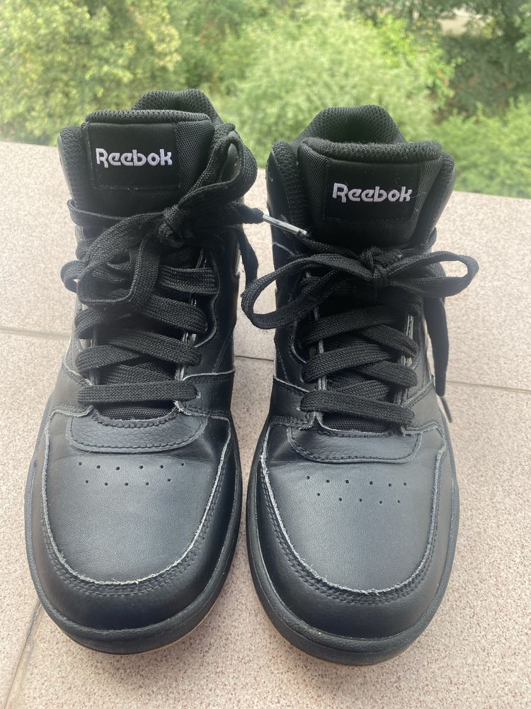 Маратонки REEBOK