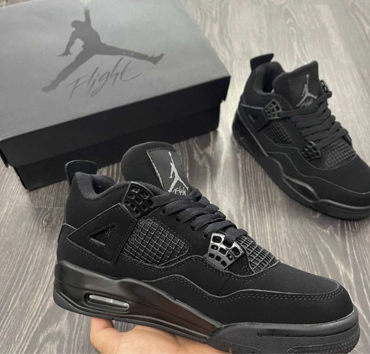 Jordan 4 Black cat
