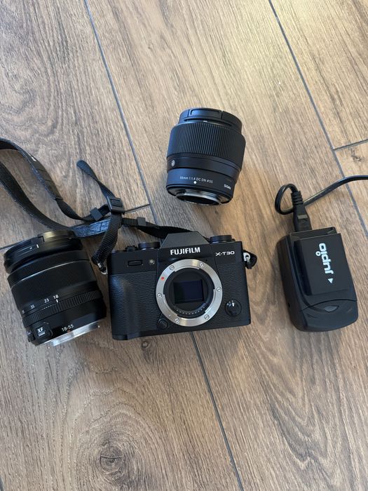 Фотоаппарат Фуджи новый