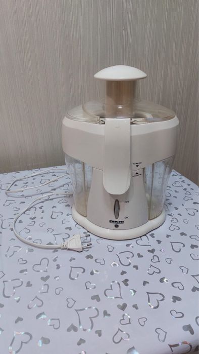 Соковыжималка б/у