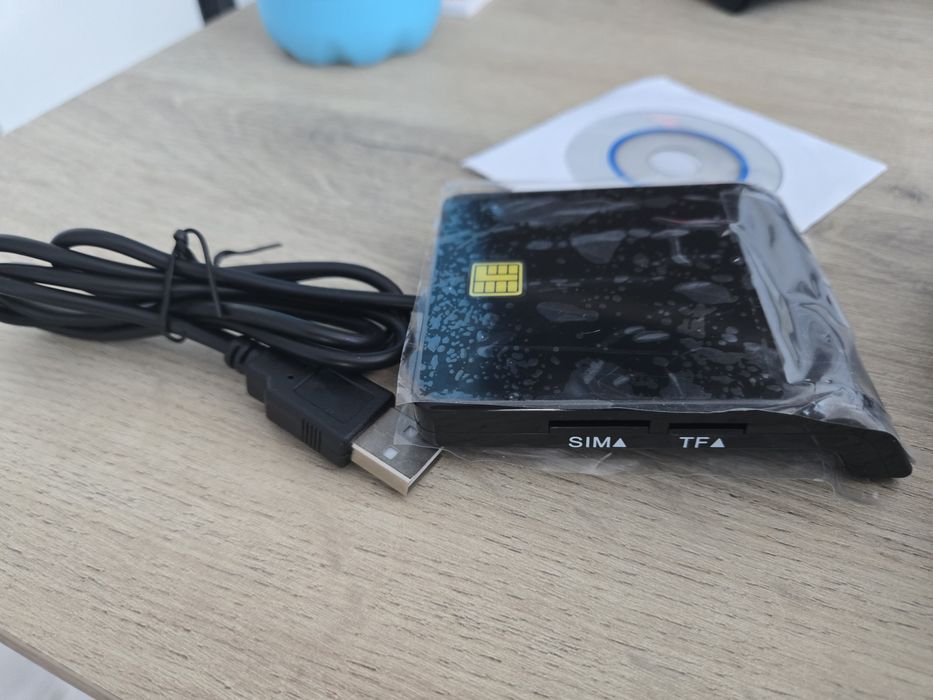 Cititor pentru carti de identitate electronice