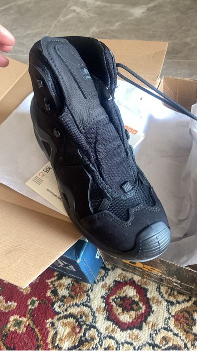 Продам берцы новые