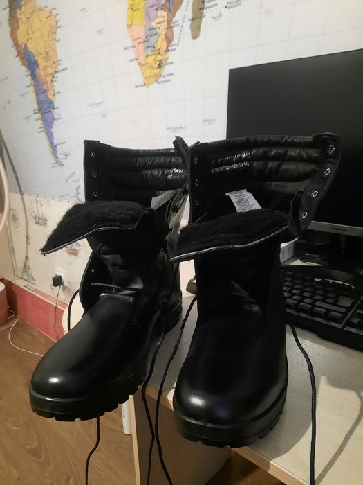 Продам берцы зимние