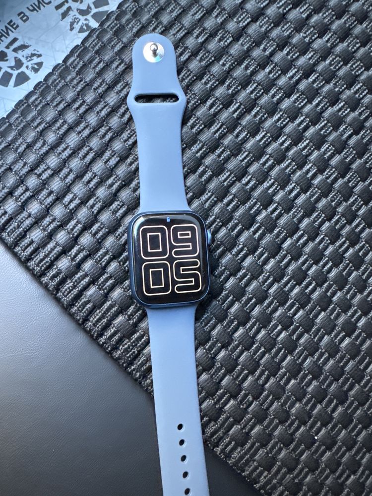 Apple Watch 7 seriya 45 mm  zaryadnik karopkasi bor86%