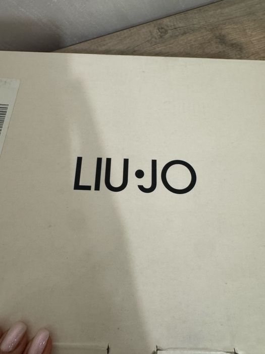 Liu jo  естествена кожа