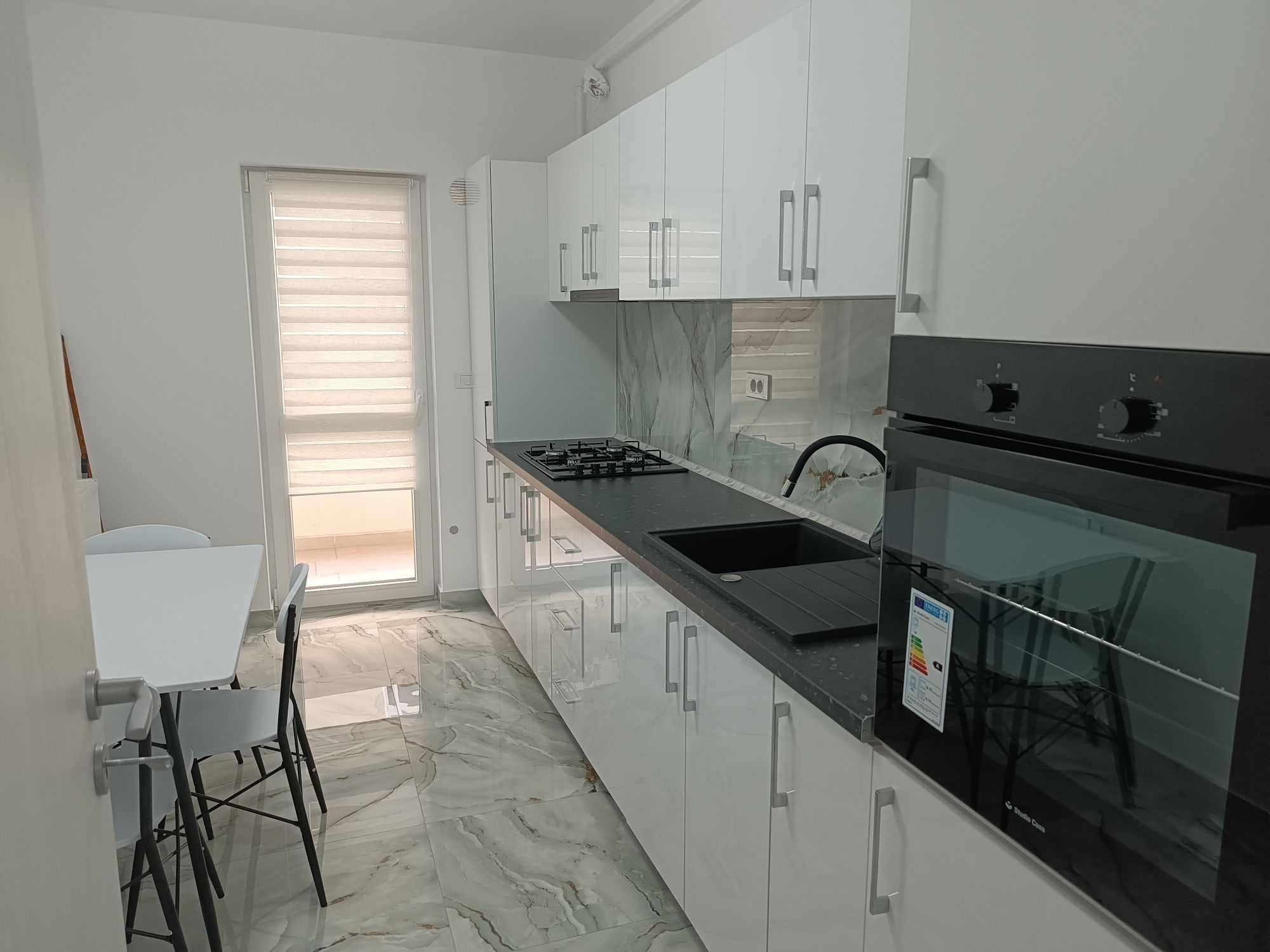 Ap 2 camere Grand Kristal mobilat,utilat cu parcare, prima inchiriere