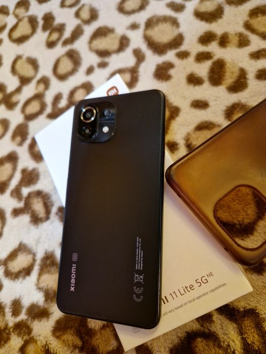 Xiaomi 11 Lite 5G NE Impecabil