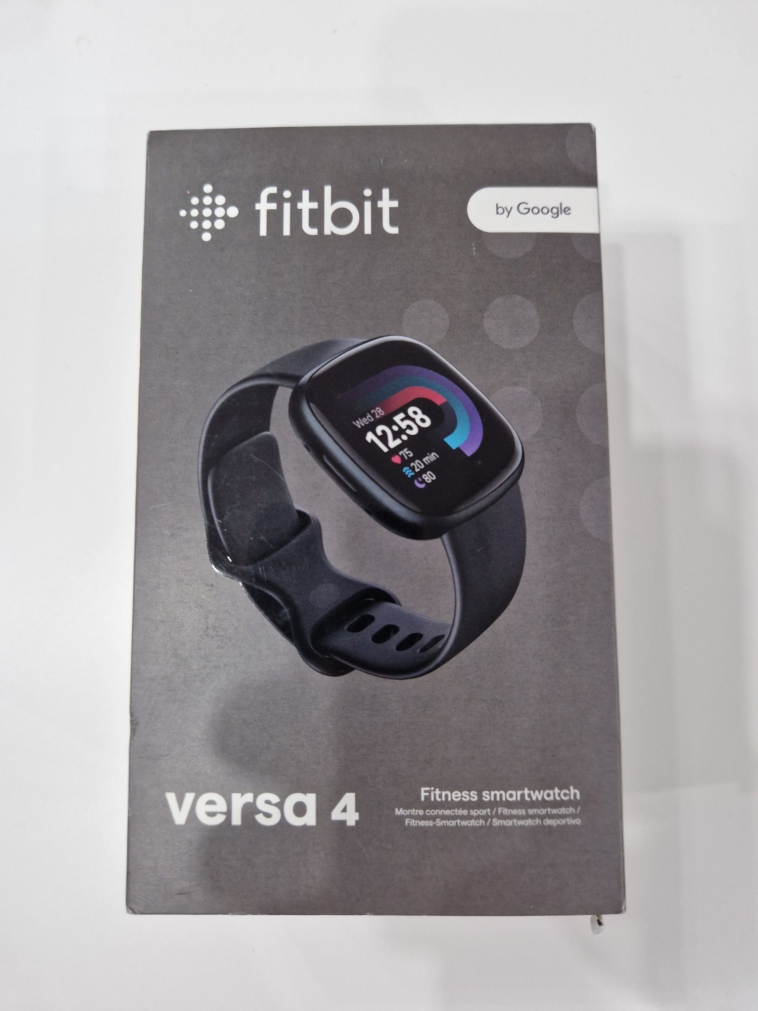 Smartwatch Fitbit Versa 4 Black/Graphite Aluminum