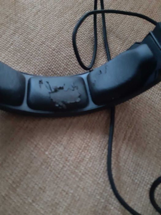 Продавам геймърски слушалки