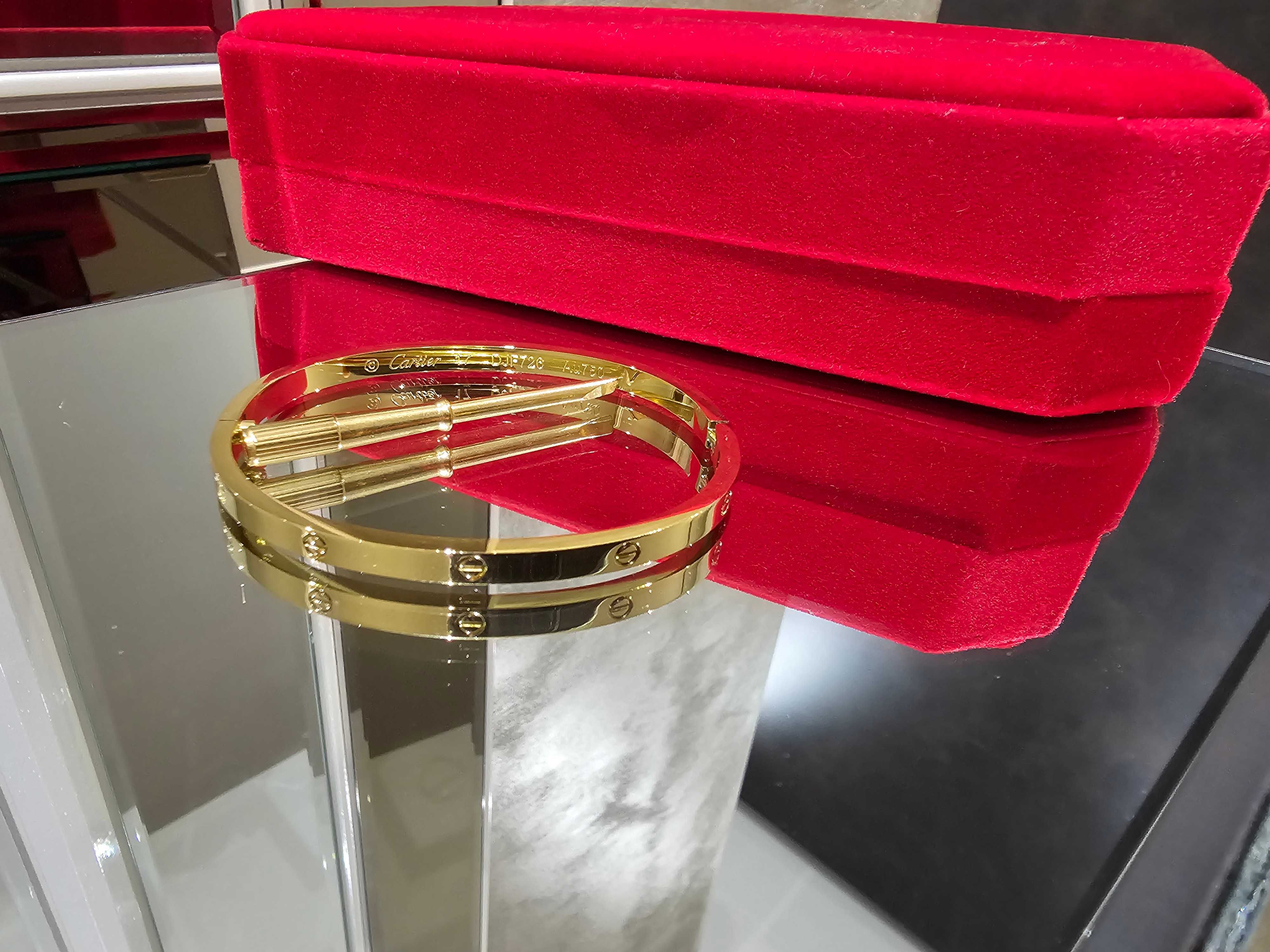 CARTIER Love Gold Classic Small Model Гривна с Отверка