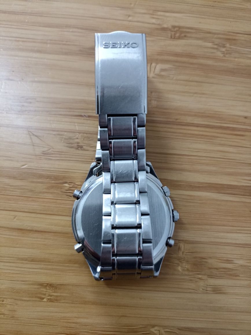 Seiko 7T32-7C60 chronograph panda