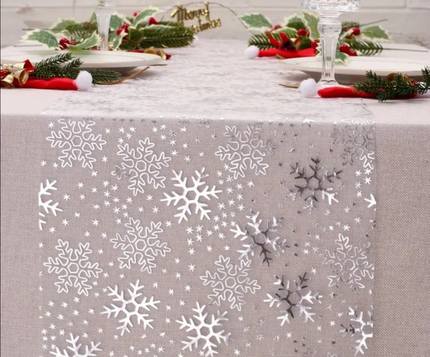 Спешите. Спешите. Спешите. Новогодняя скатерть Снежинка. Новая.