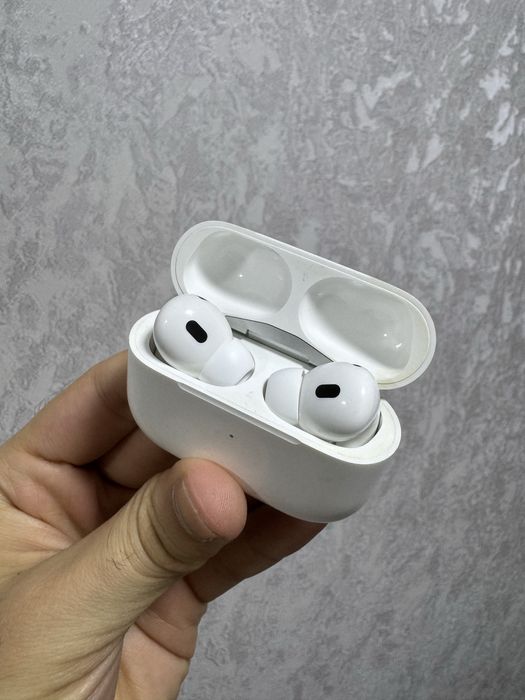 Airpods Pro 2 Aybi yo’q ishlashi zo’r Orginal