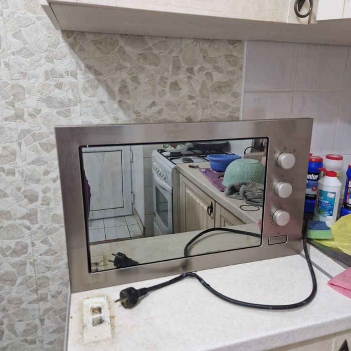 Продам микроволновку в рабочим состоянии