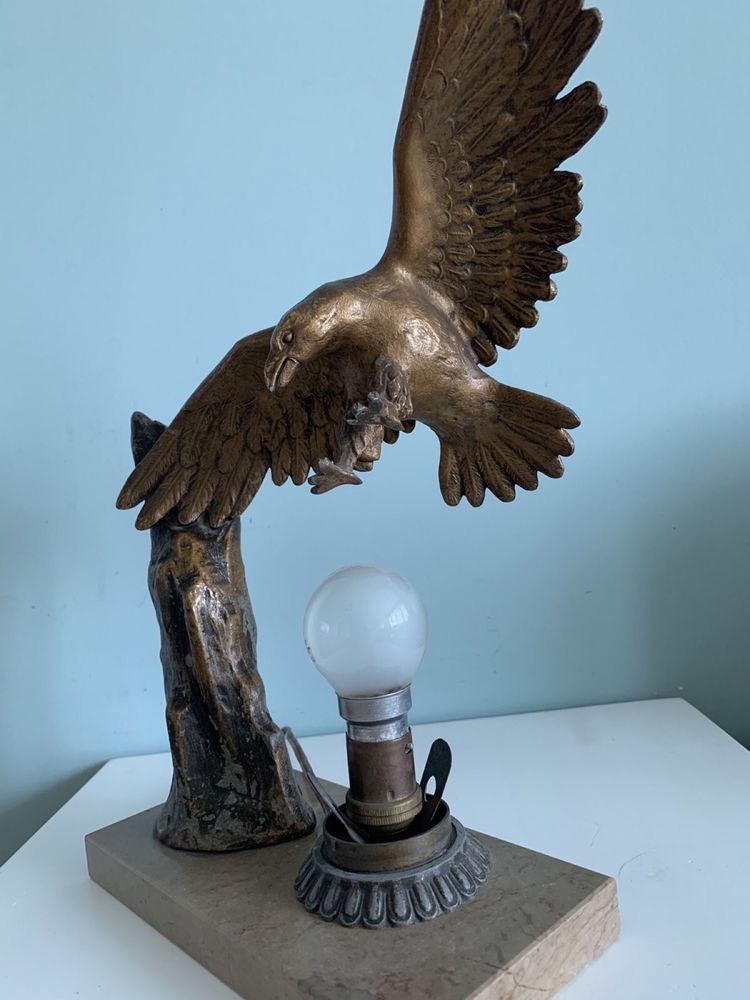 Красива винтидж лампа - орел