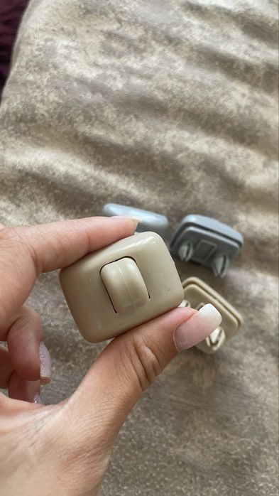 Щипки / държачи за сенник, аксесоар за кола/сенник