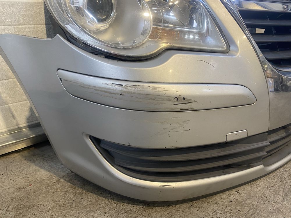 Fata completa Vw Touran facelift 2009 capota bara far trager radiator