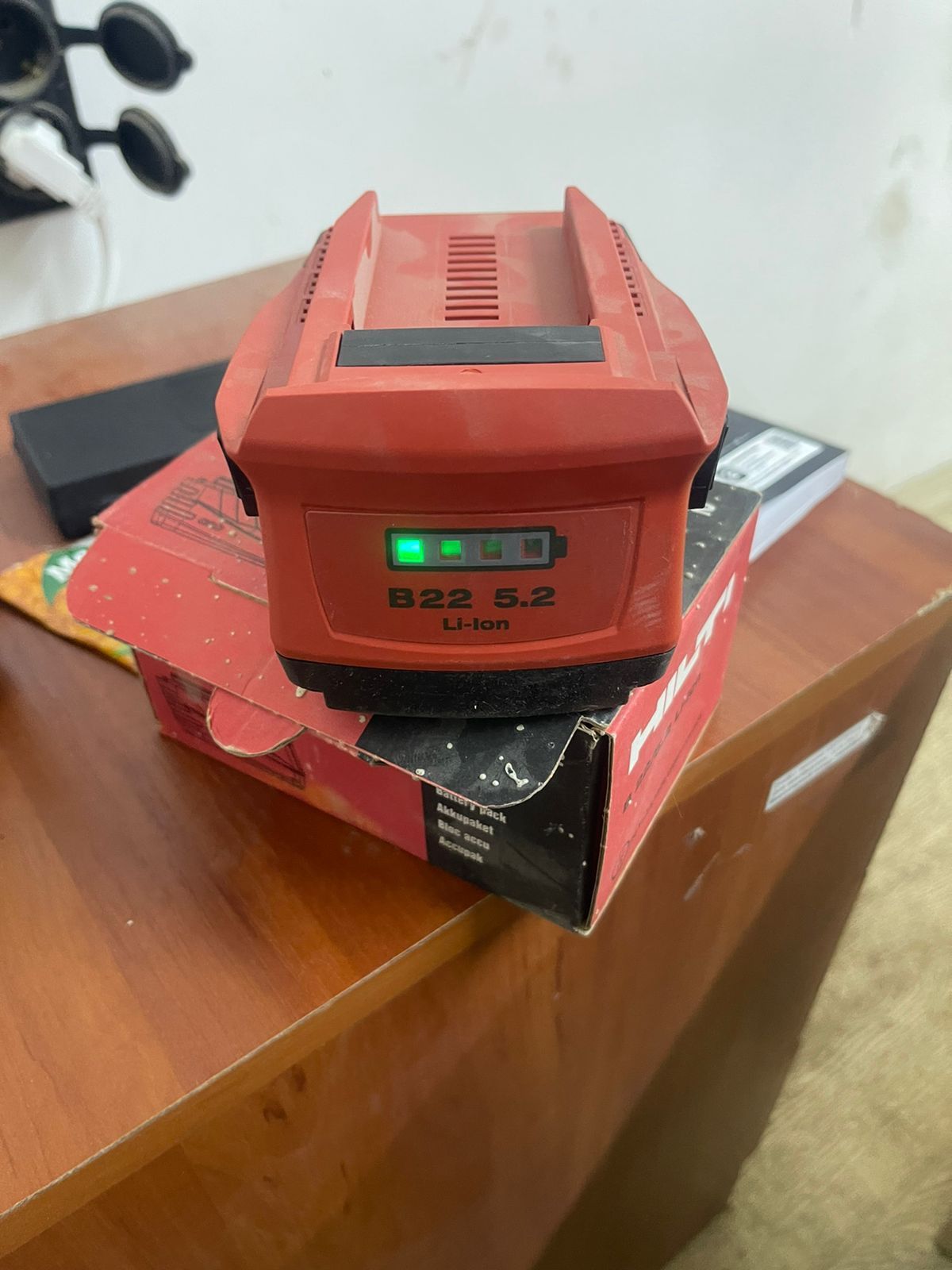 Аккумулятор сатылады HILTI