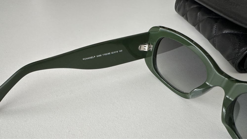 Ochelari de soare Chanel