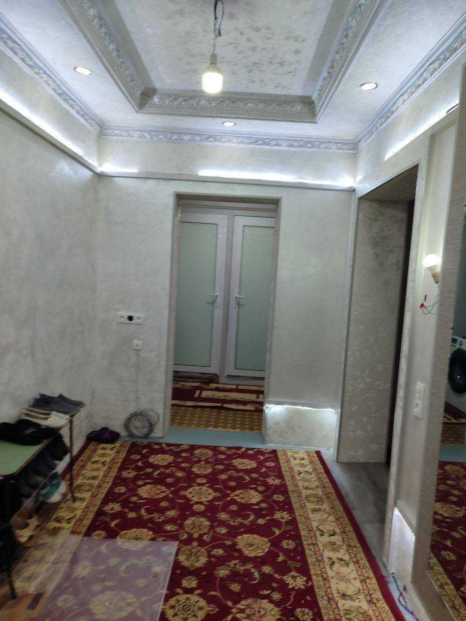 Продается квартира Ибн Сино 1 3/3/9 кв.м 80 Цена 67900