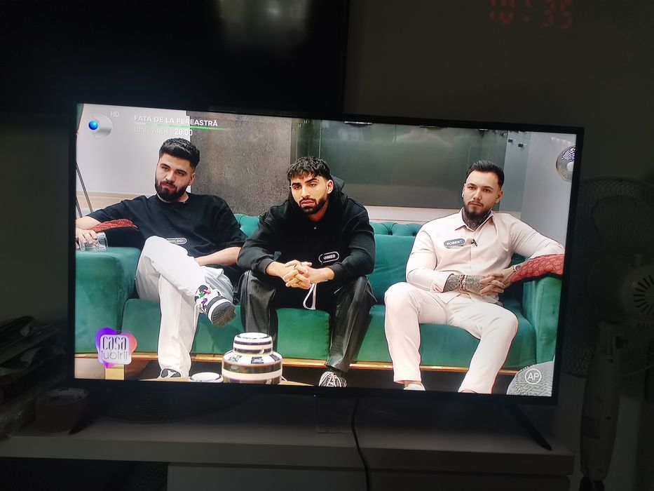 Televizor Vortex 102cm