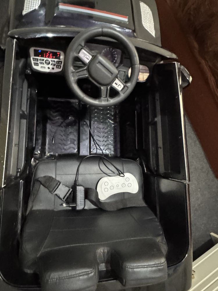 Range Rover detiski mashina