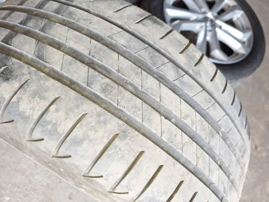 Vând Jante Dezent Ta Siver R17 +Cauciucuri de Vara BRIDGESTONE