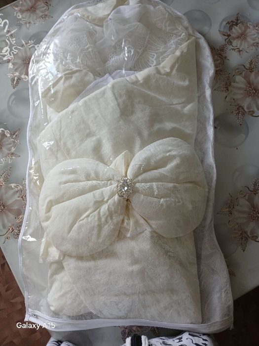 Продам конверт на выписку