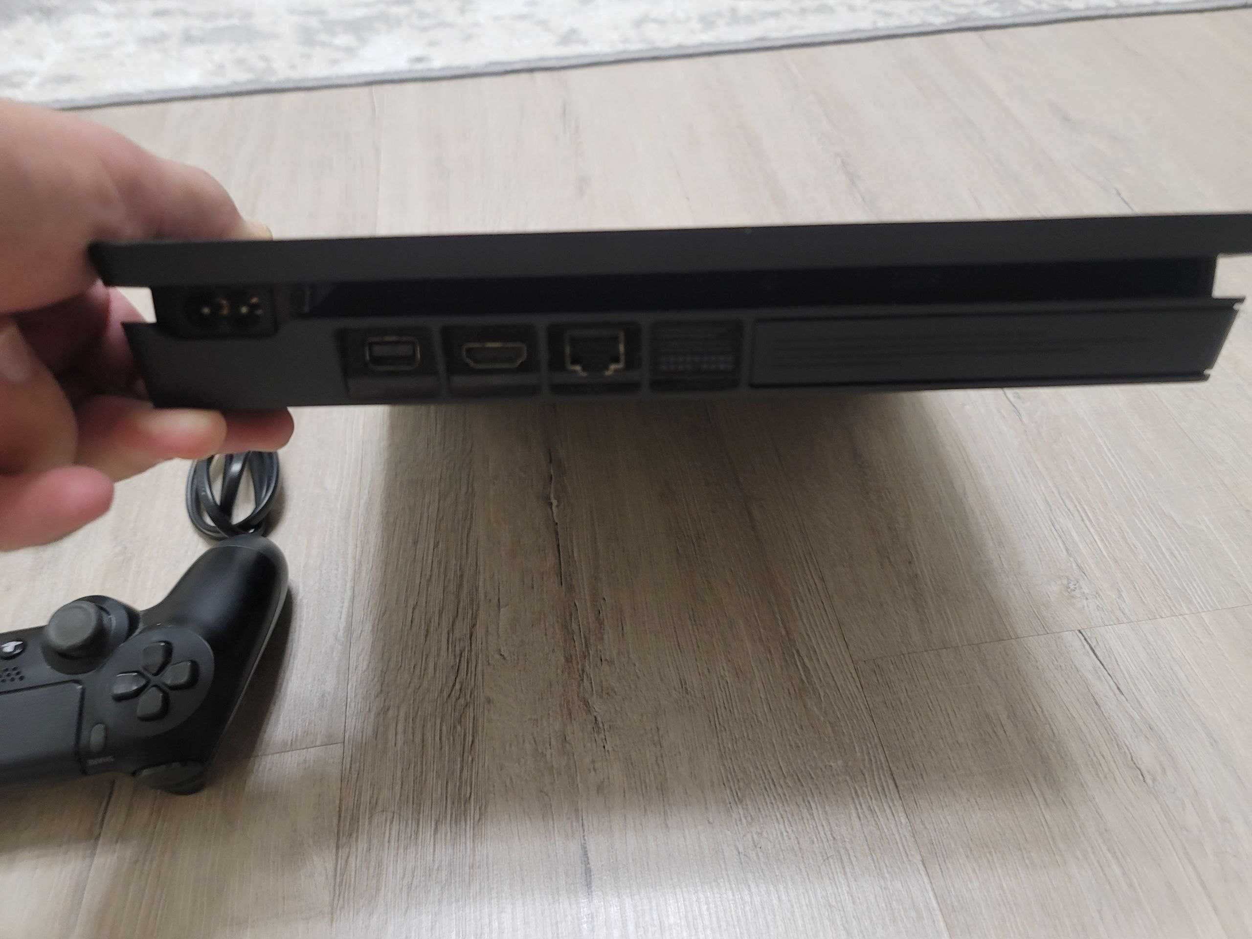 ps4 slim 1tb 11.00 versiya (chip yoq)