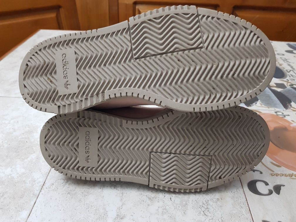 Adidasi Adidas piele naturala