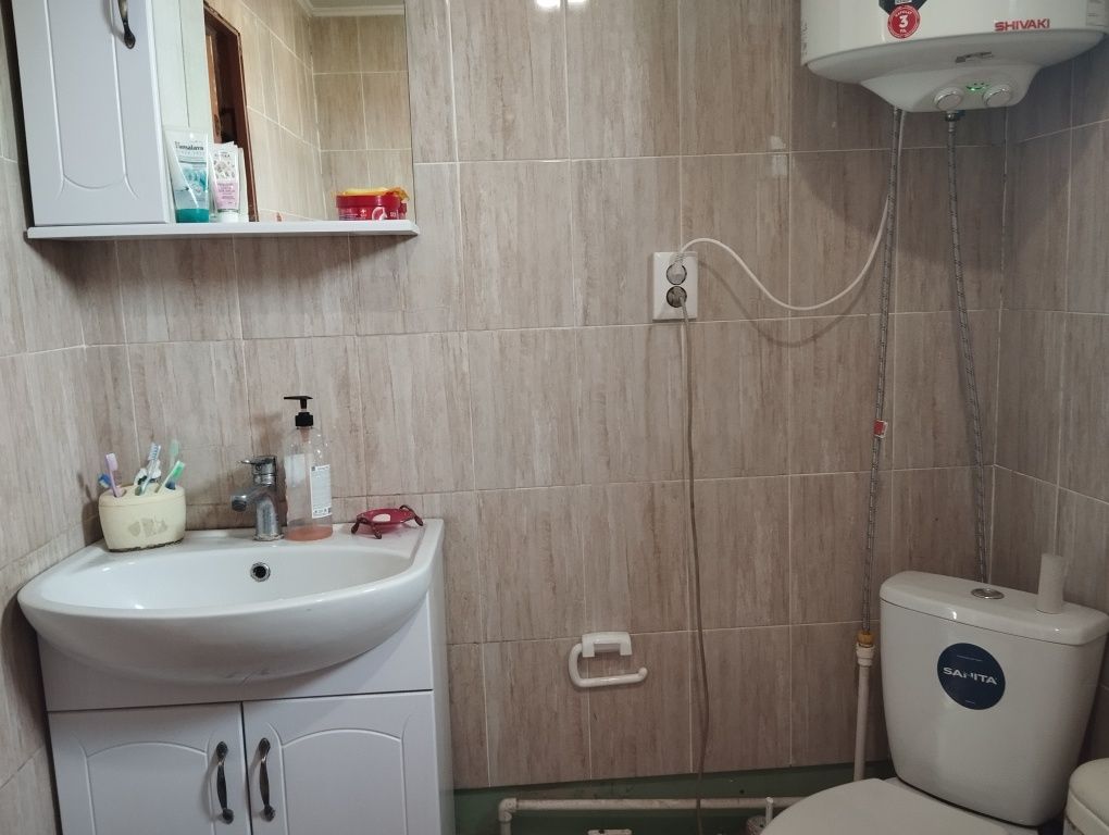Продаётся дом на ЖБИ срочно