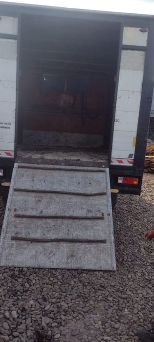 Vând Merces Benz Sprinten