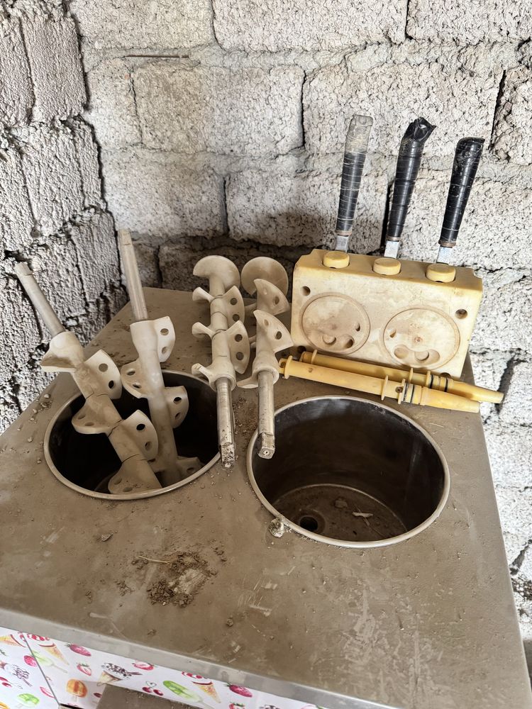 Мороженное аппарат абсолютно новый