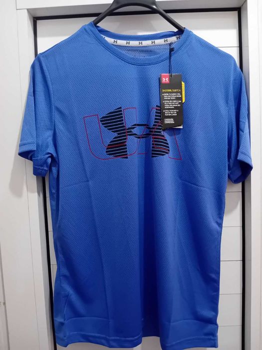 Чисто нова спортна тениска Under Armour