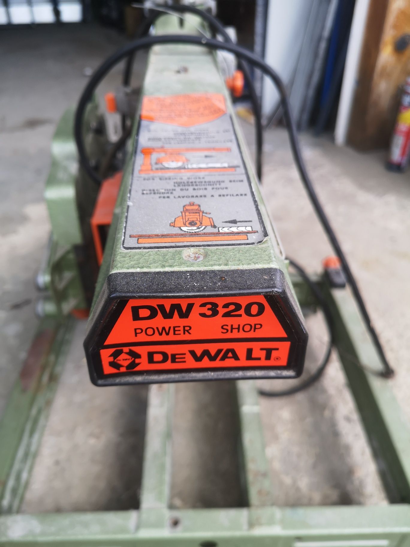 Dewalt dw 320, circular radial