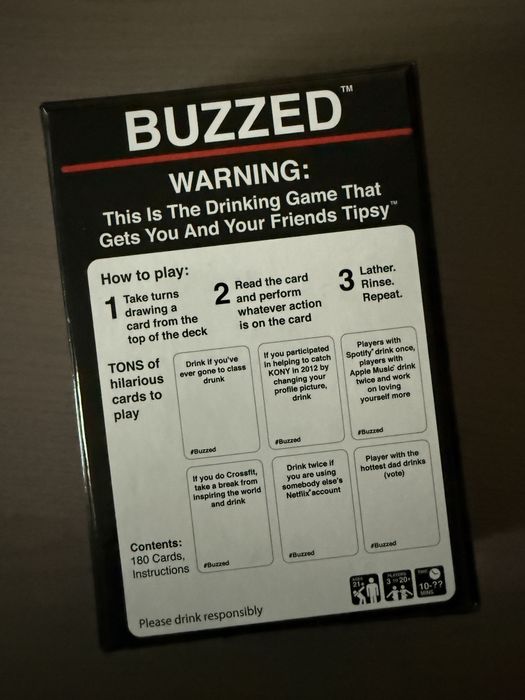Joc distractiv BUZZED drinking game