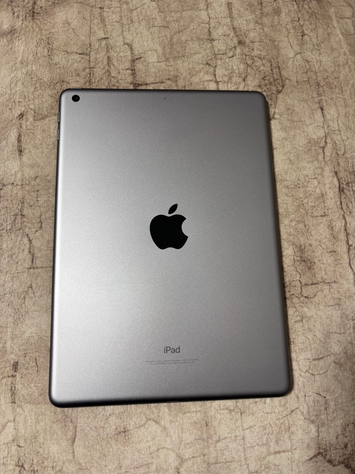 Продам iPad в отличном состоянии