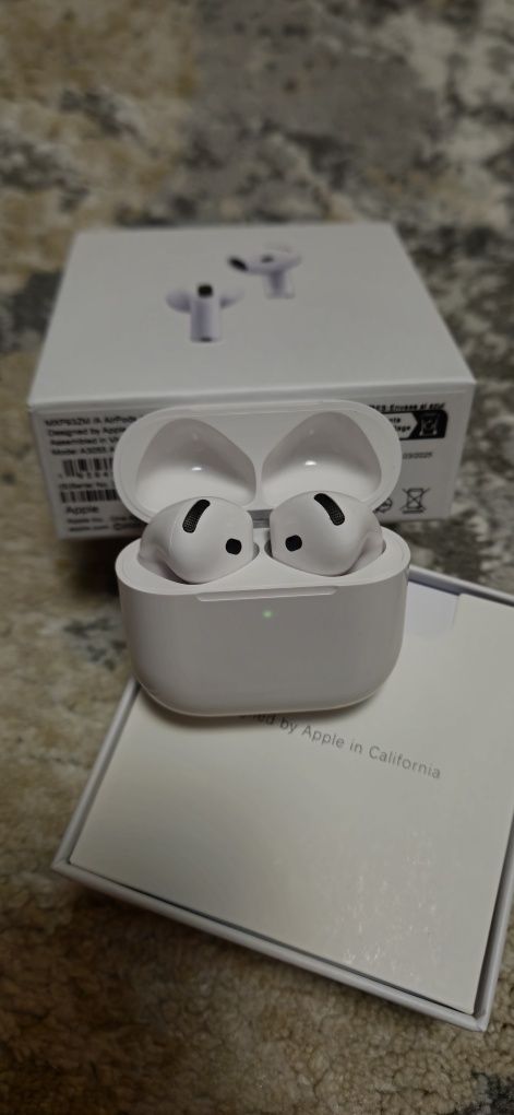 AirPods 4 Active Noise Cancellation
