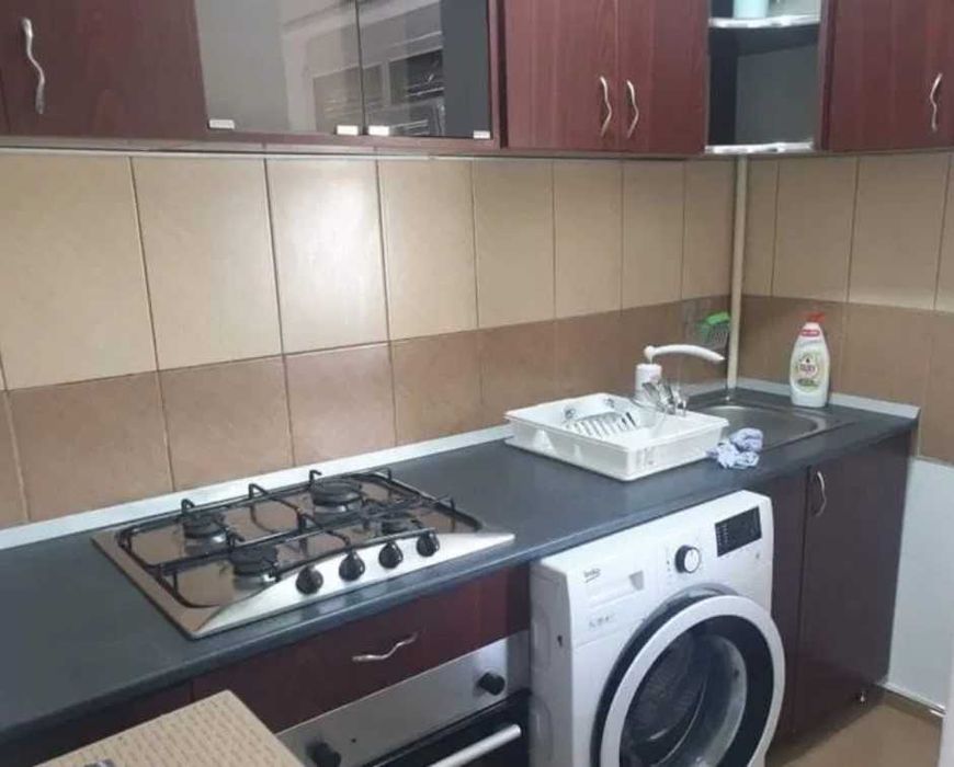 Дава се под наем Едностаен апартамент в Пловдив, Изгрев - 45 кв.м за 153 € - Снимка #3