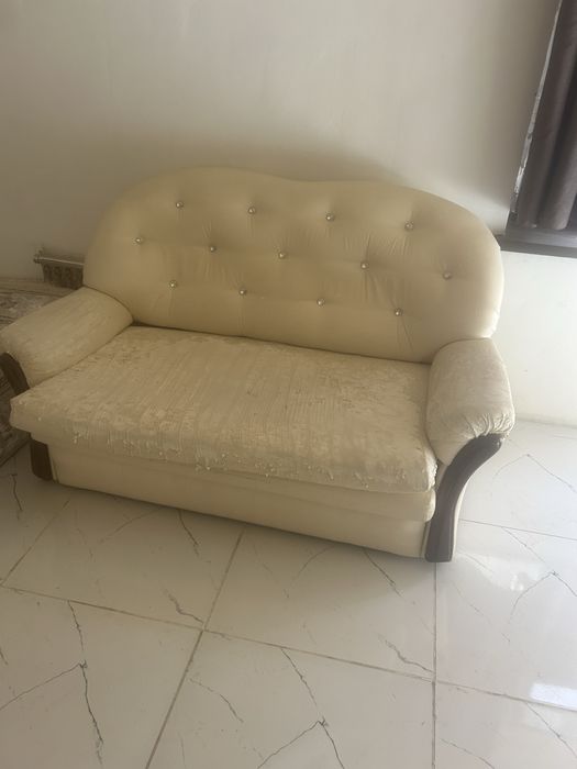 Продам диванчик раскладной лежачий