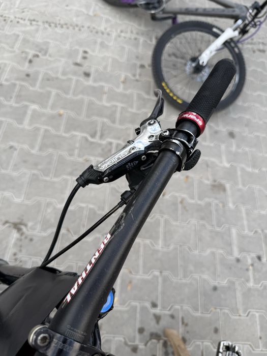 колело Polygon colosus dh9 2019