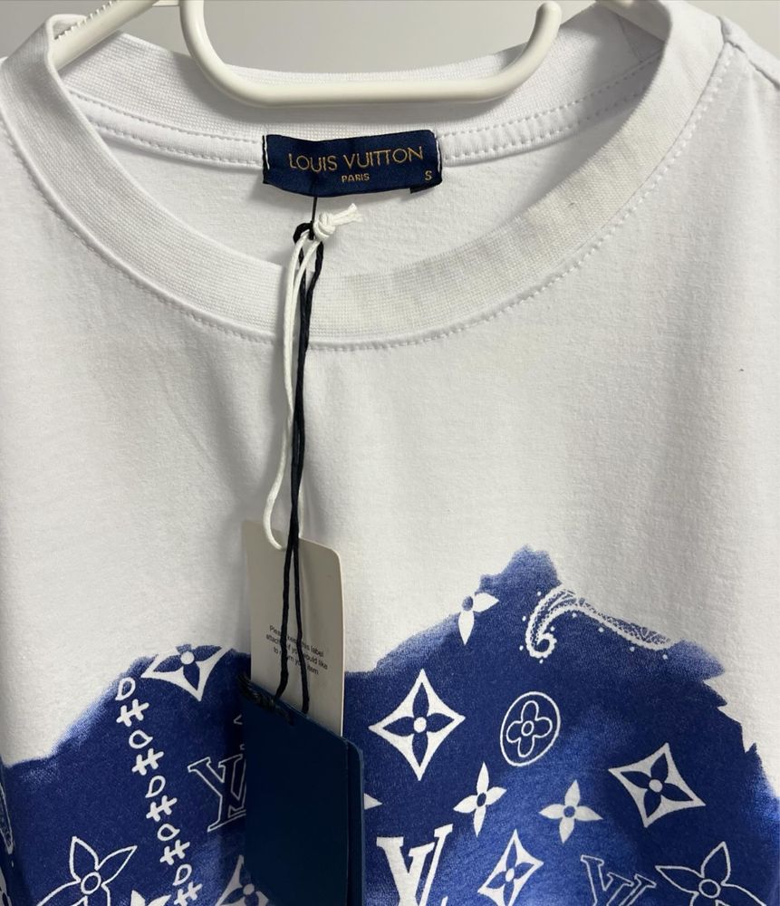 Tricou LOUIS VUITTON calitate 2024