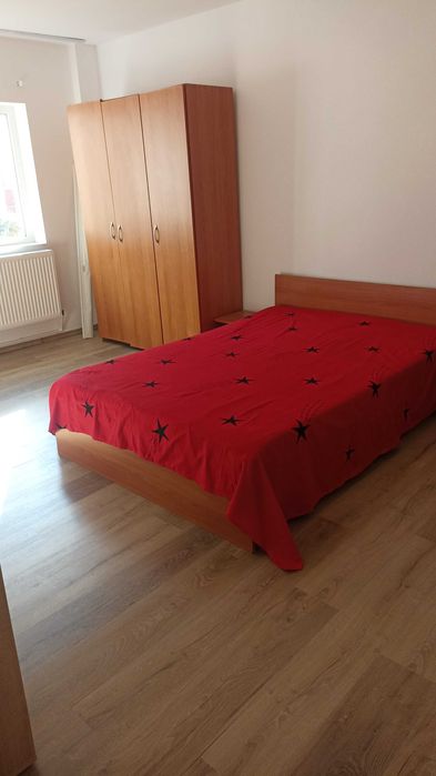 Închiriez garsoniera 34m 250euro/luna