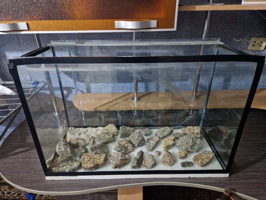 Аквариум 100 литров.