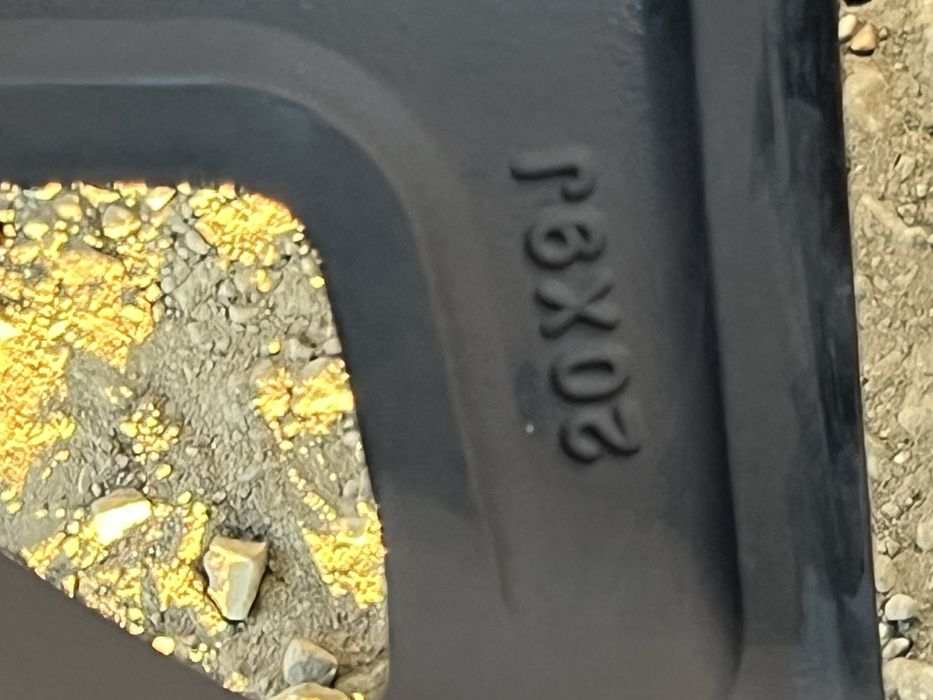 Vand jante range rover evoque R20