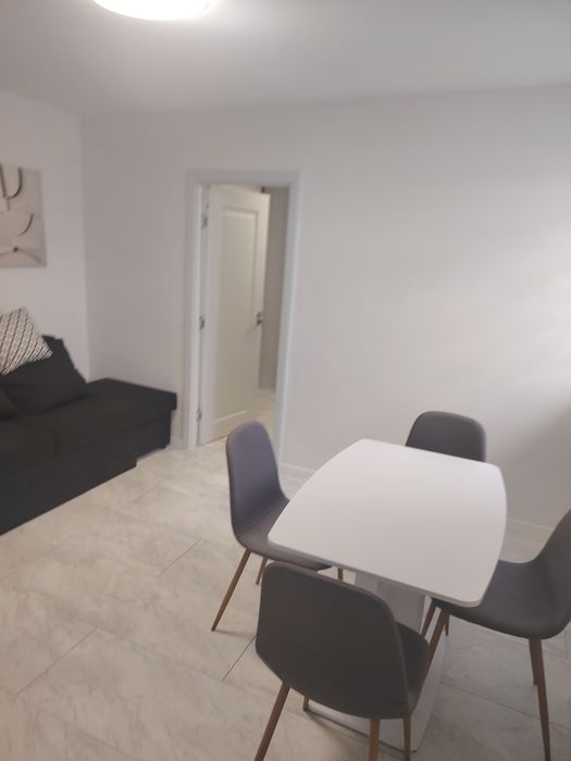 Se închiriază apartament 2 camere