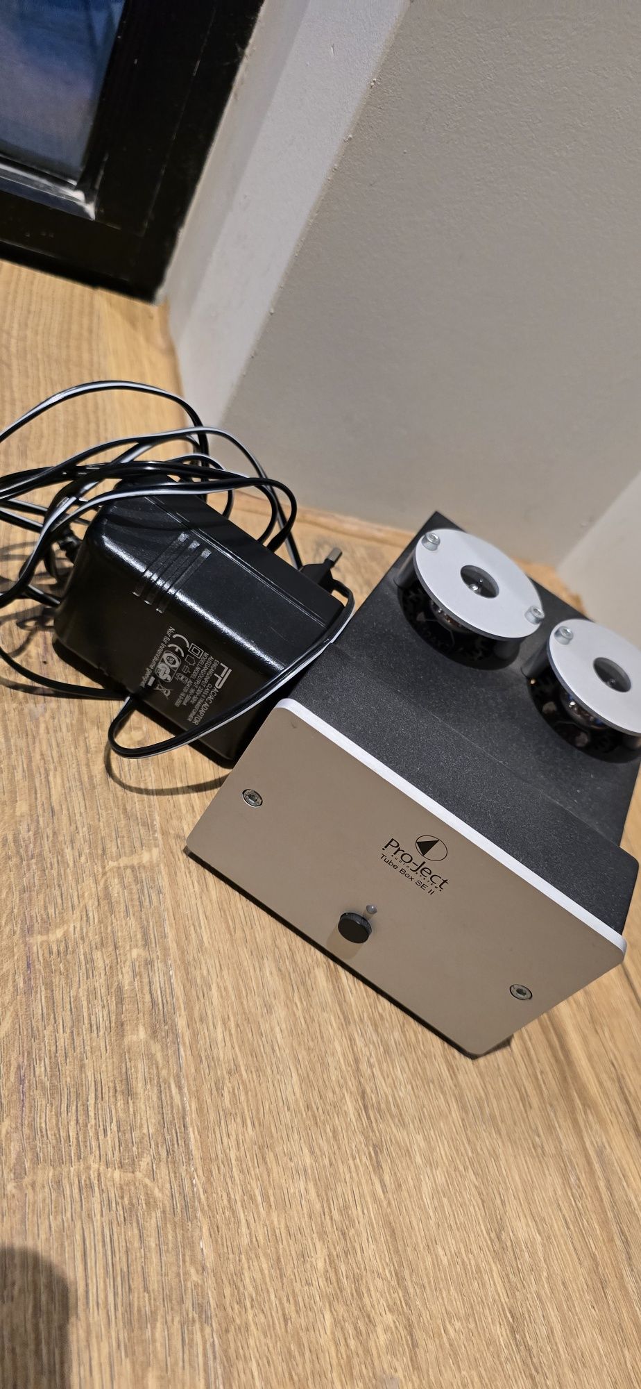 Pro ject Tube box SE 2 предусилвател грамофон